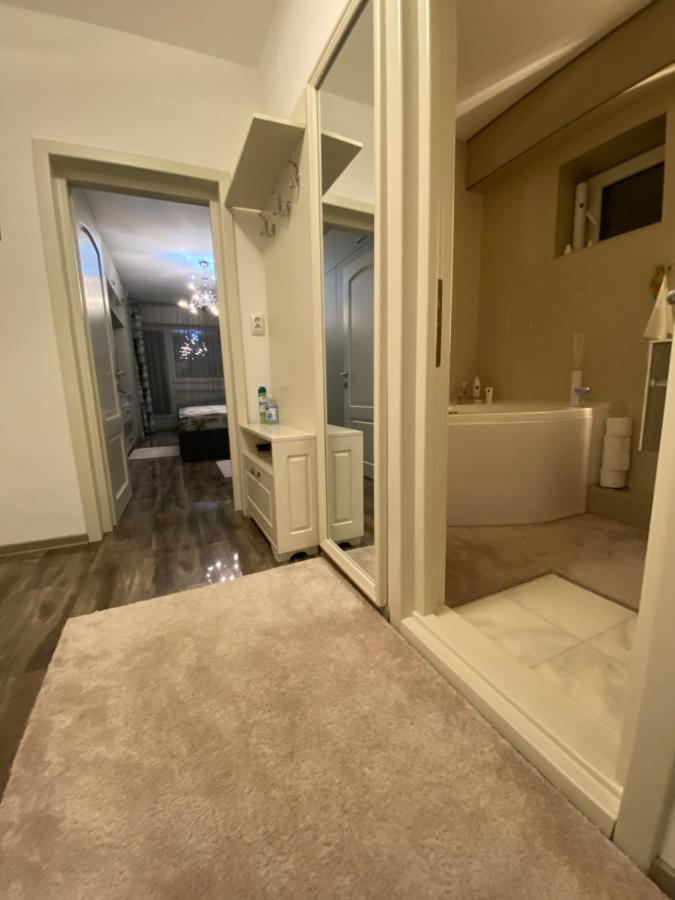Appartamento Eden Luxury Brăila Esterno foto